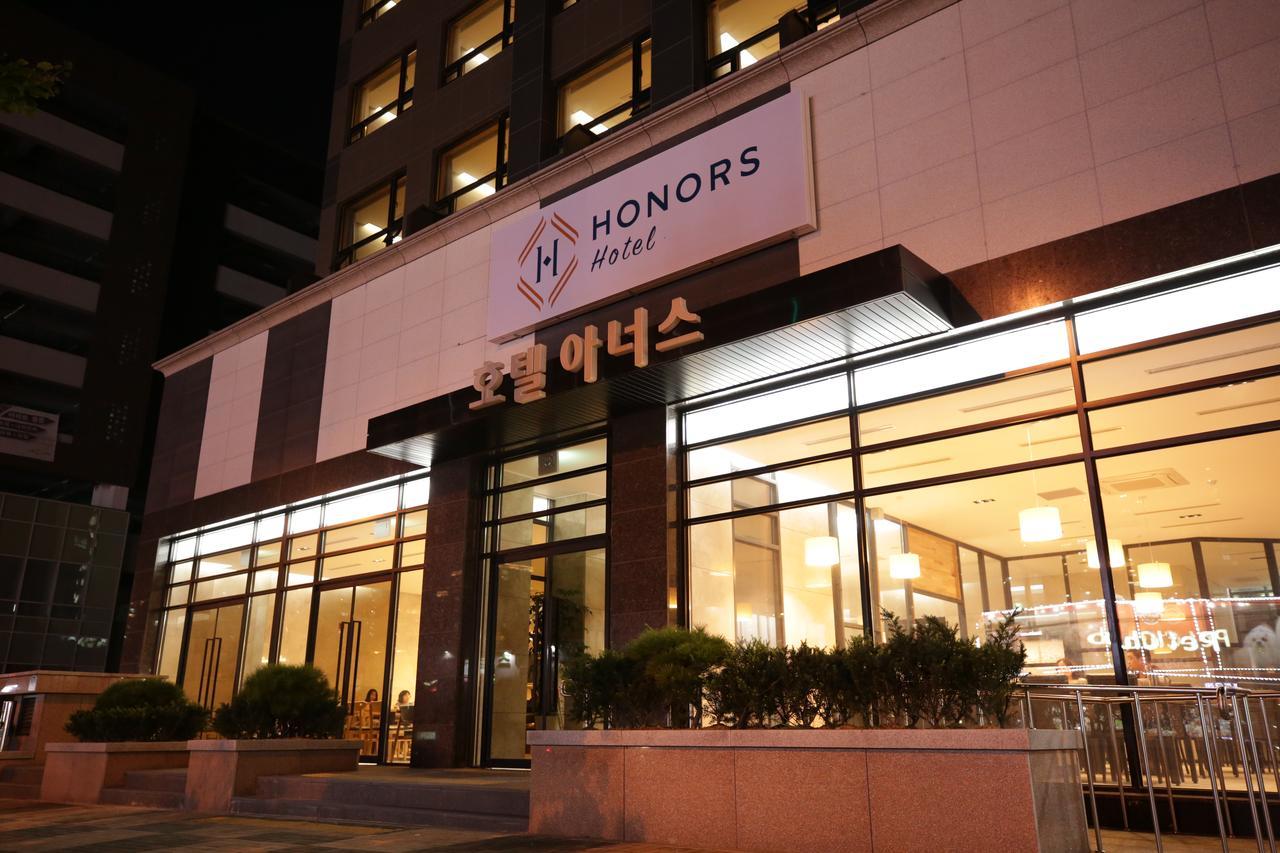 Honors Hotel Hvaszong Kültér fotó